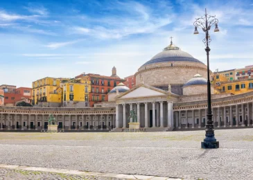 20210326095016-napoli-shutterstock-1616075848